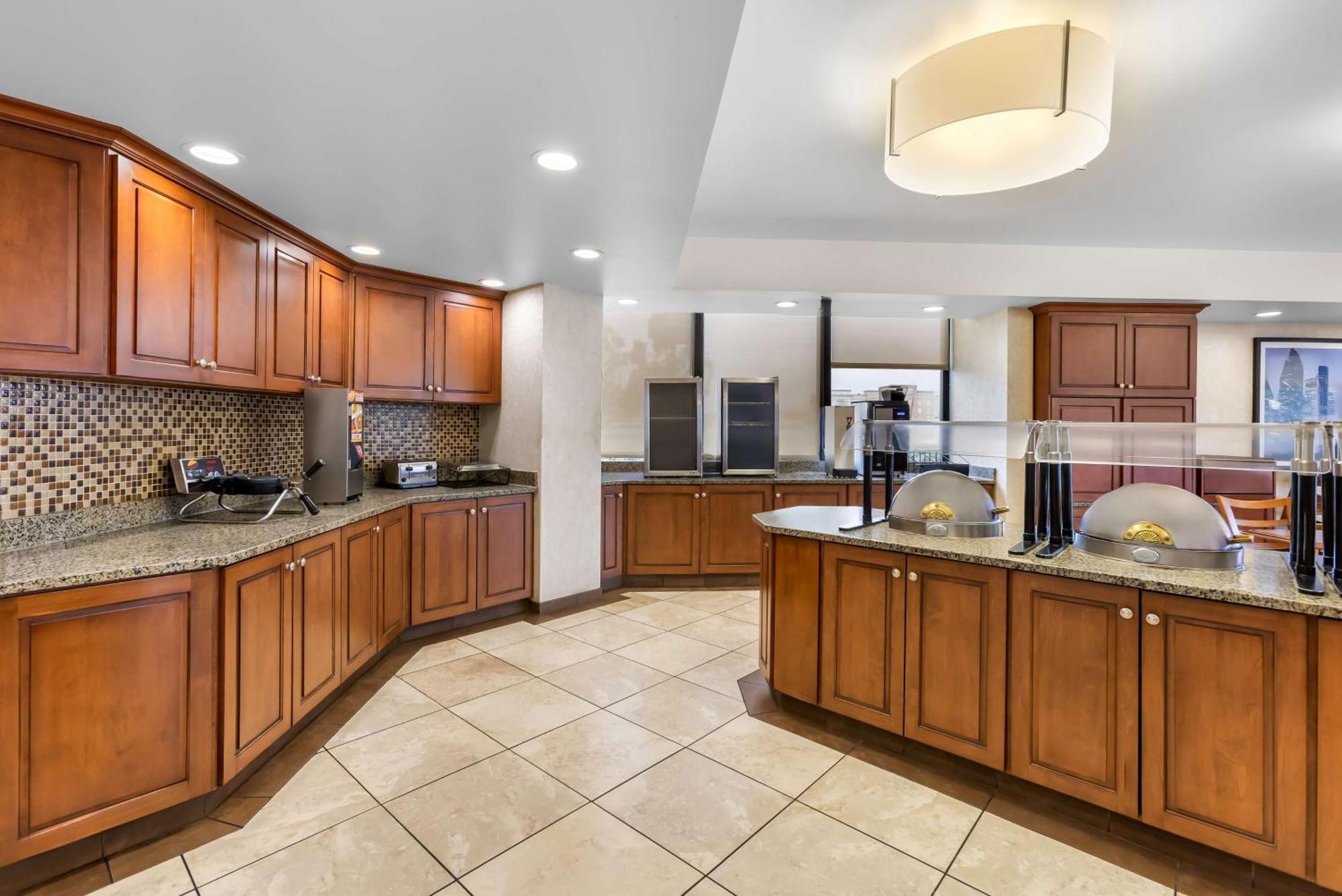 Sonesta Essential Houston Hobby Airport Hotel Bagian luar foto